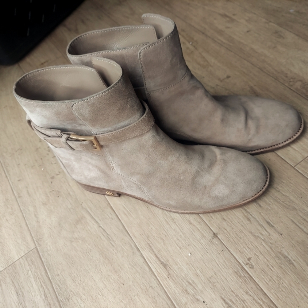 10m Tory Burch Brooke Ankle Bootie Beige Suede Moto Boots Womens‎ - Picture 4 of 13